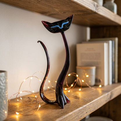 The Velvet Shadow – Cat Figurine