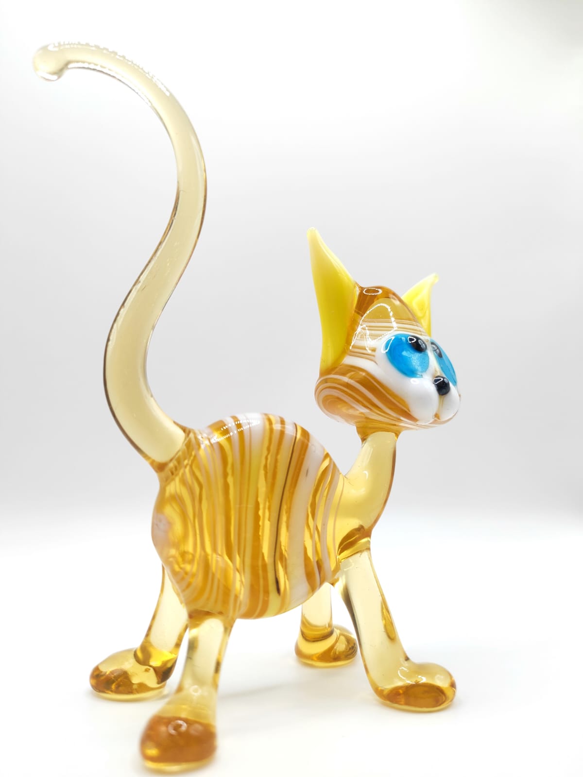 The Watchful Dreamer – Cat Figurine