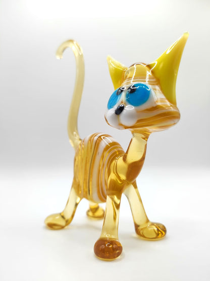 The Watchful Dreamer – Cat Figurine