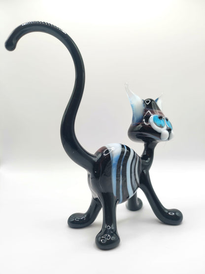 The Watchful Dreamer – Cat Figurine