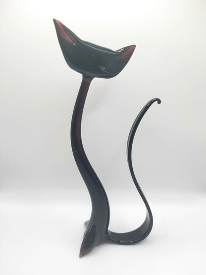 The Velvet Shadow – Cat Figurine