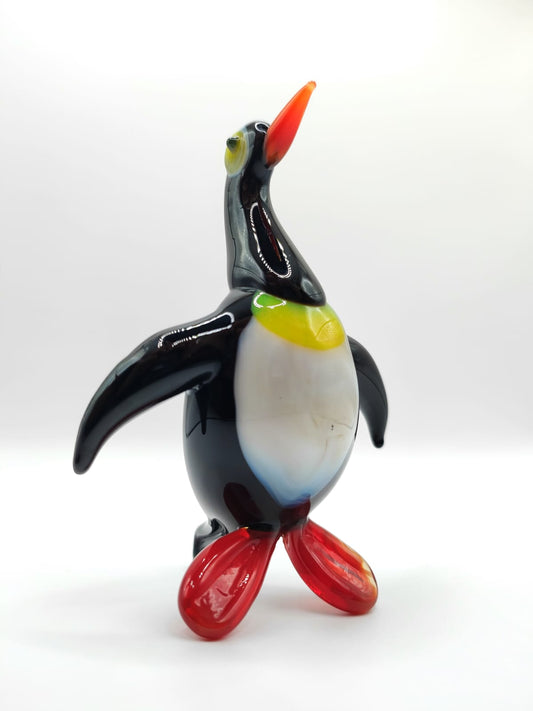 The Loyal Voyager – Penguin Figurine