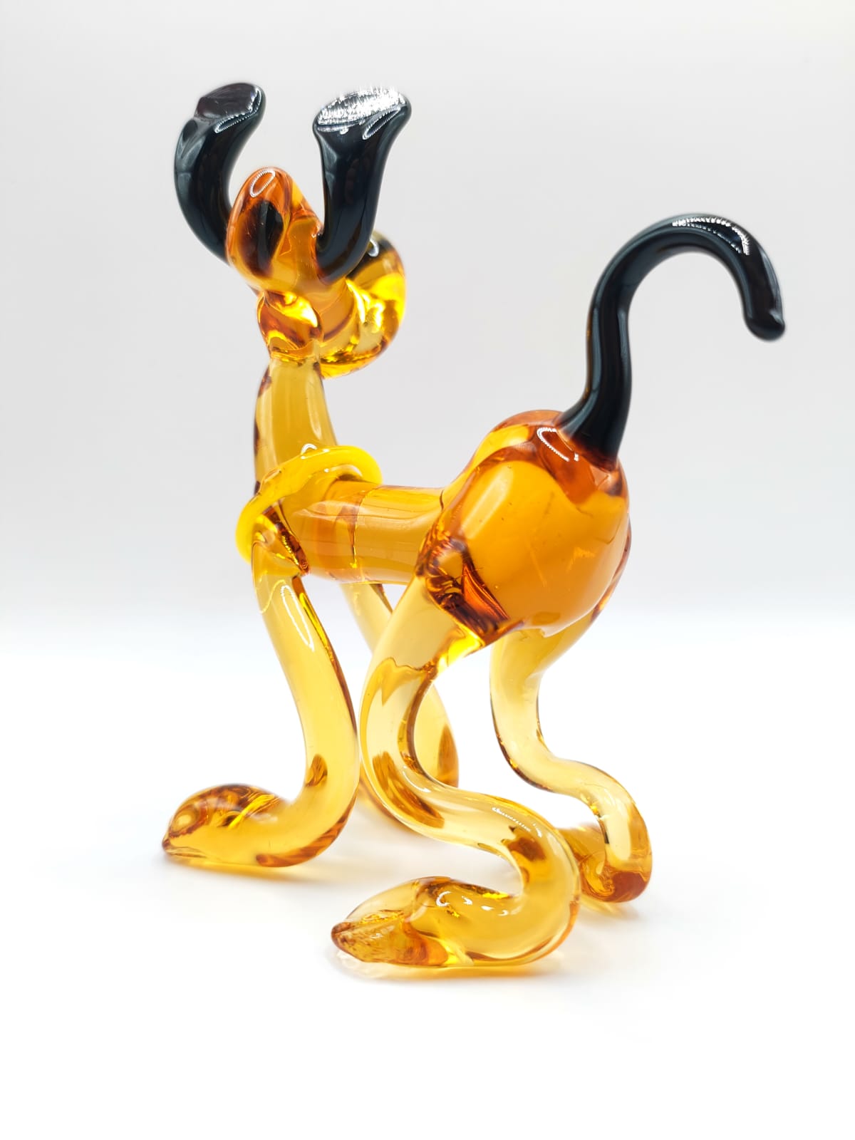 The Joyful Giver – Dog figurine