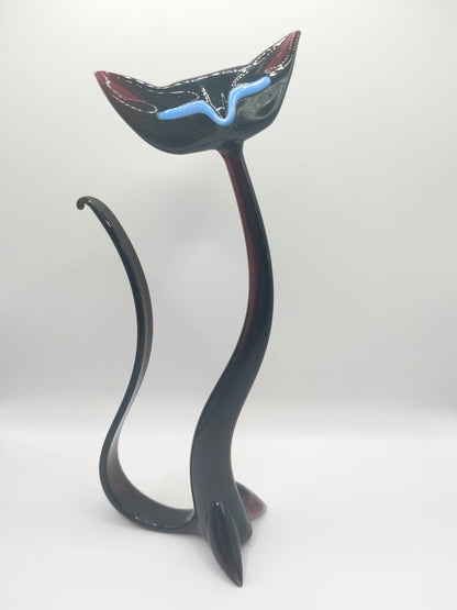 The Velvet Shadow – Cat Figurine