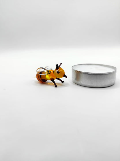 Bee miniature
